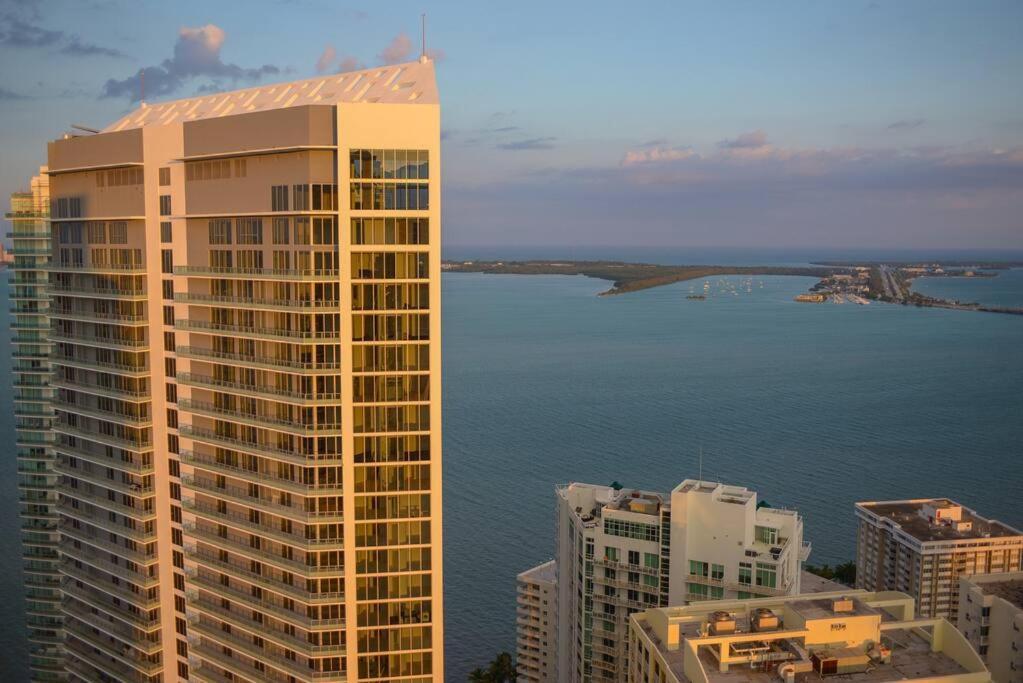 Lovely Upscale Condo Gorgeous View 2Bd 2Bath In Brickell ميامي المظهر الخارجي الصورة