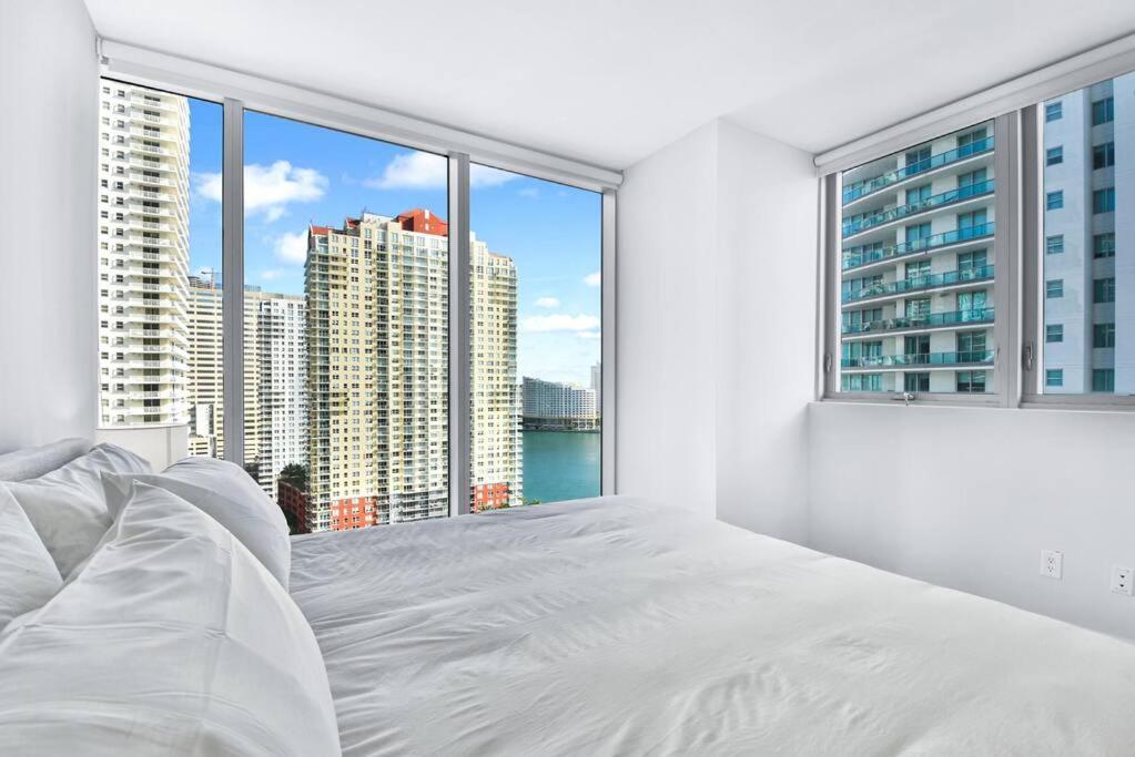 Lovely Upscale Condo Gorgeous View 2Bd 2Bath In Brickell ميامي المظهر الخارجي الصورة