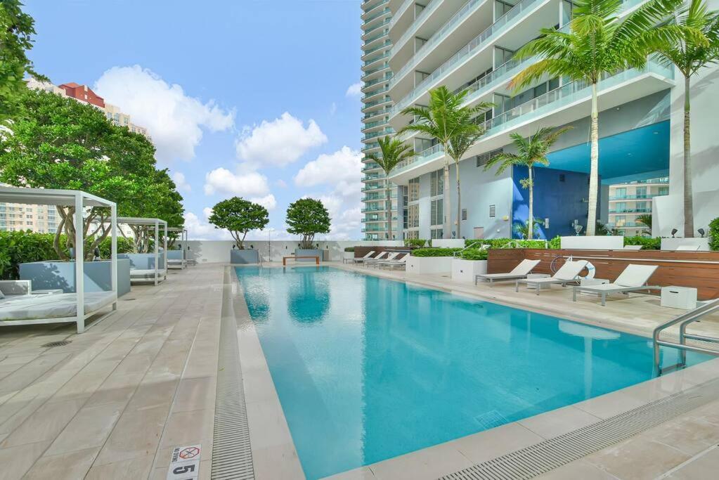 Lovely Upscale Condo Gorgeous View 2Bd 2Bath In Brickell ميامي المظهر الخارجي الصورة