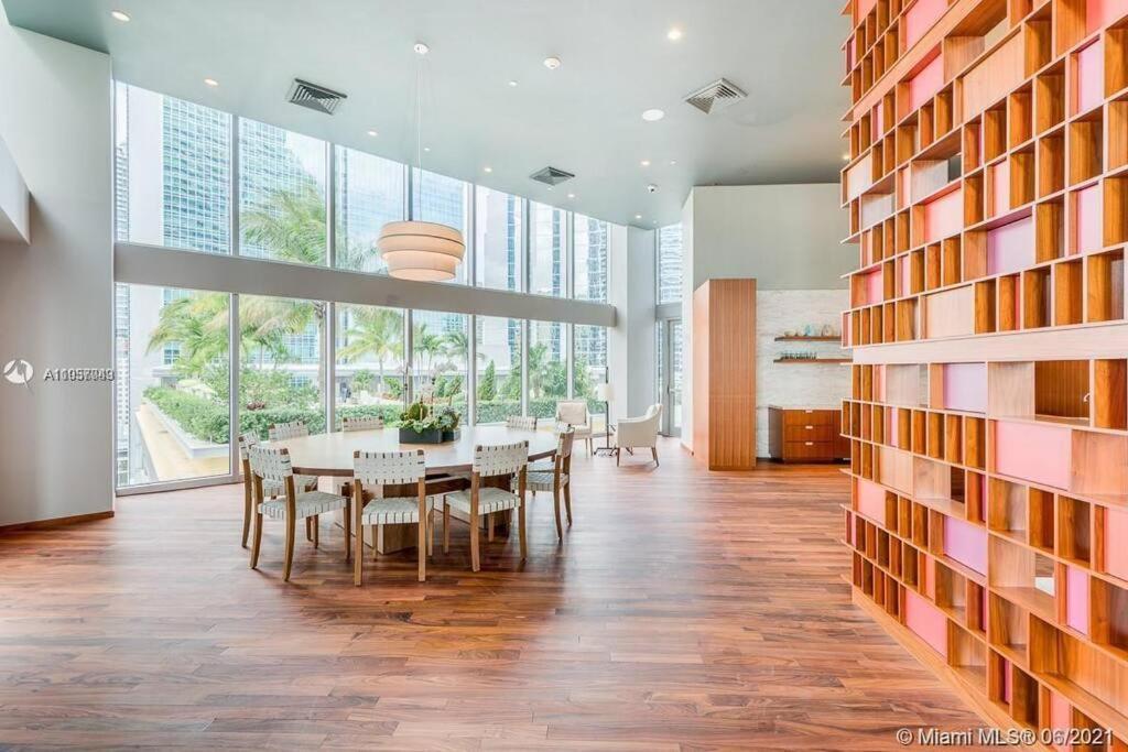 Lovely Upscale Condo Gorgeous View 2Bd 2Bath In Brickell ميامي المظهر الخارجي الصورة