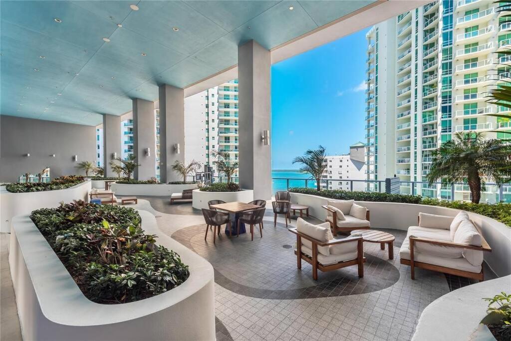 Lovely Upscale Condo Gorgeous View 2Bd 2Bath In Brickell ميامي المظهر الخارجي الصورة